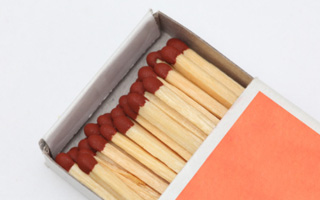 為什么要禁止開關電源使用紅磷？